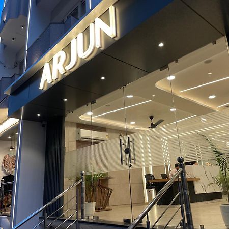 Arjun - A Boutique Hotel ハリドワール エクステリア 写真