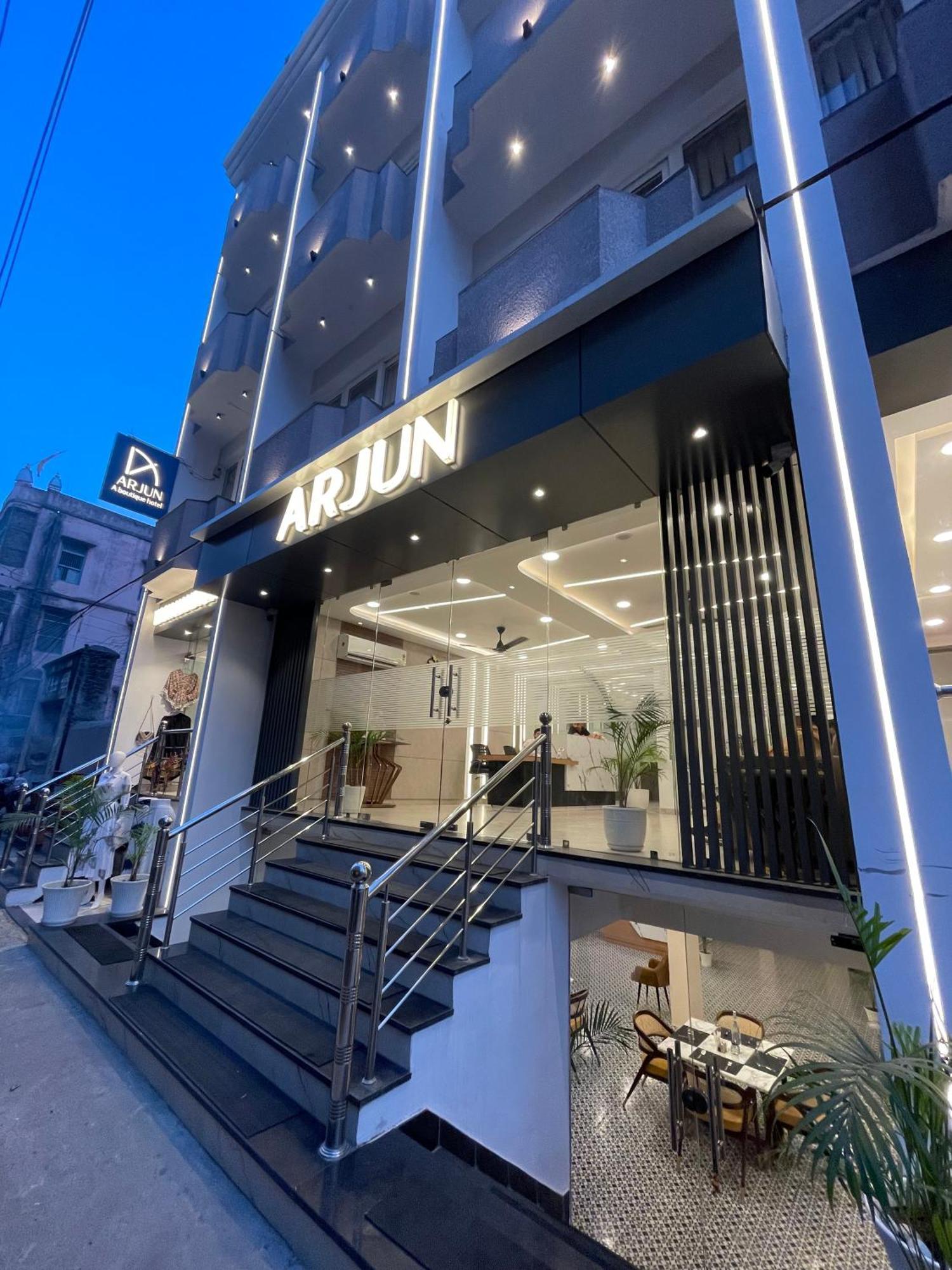 Arjun - A Boutique Hotel ハリドワール エクステリア 写真