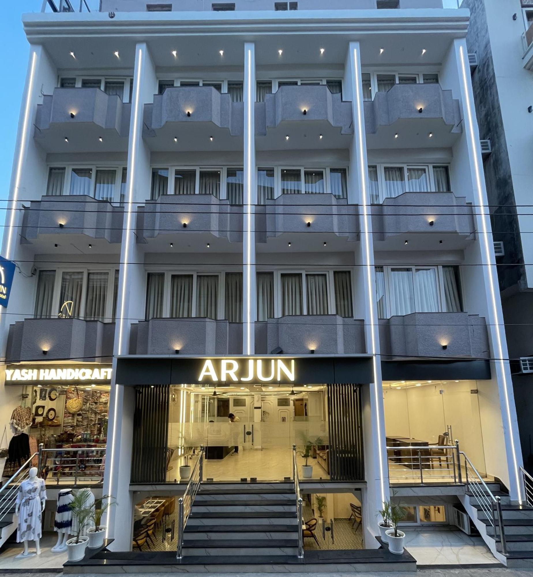 Arjun - A Boutique Hotel ハリドワール エクステリア 写真
