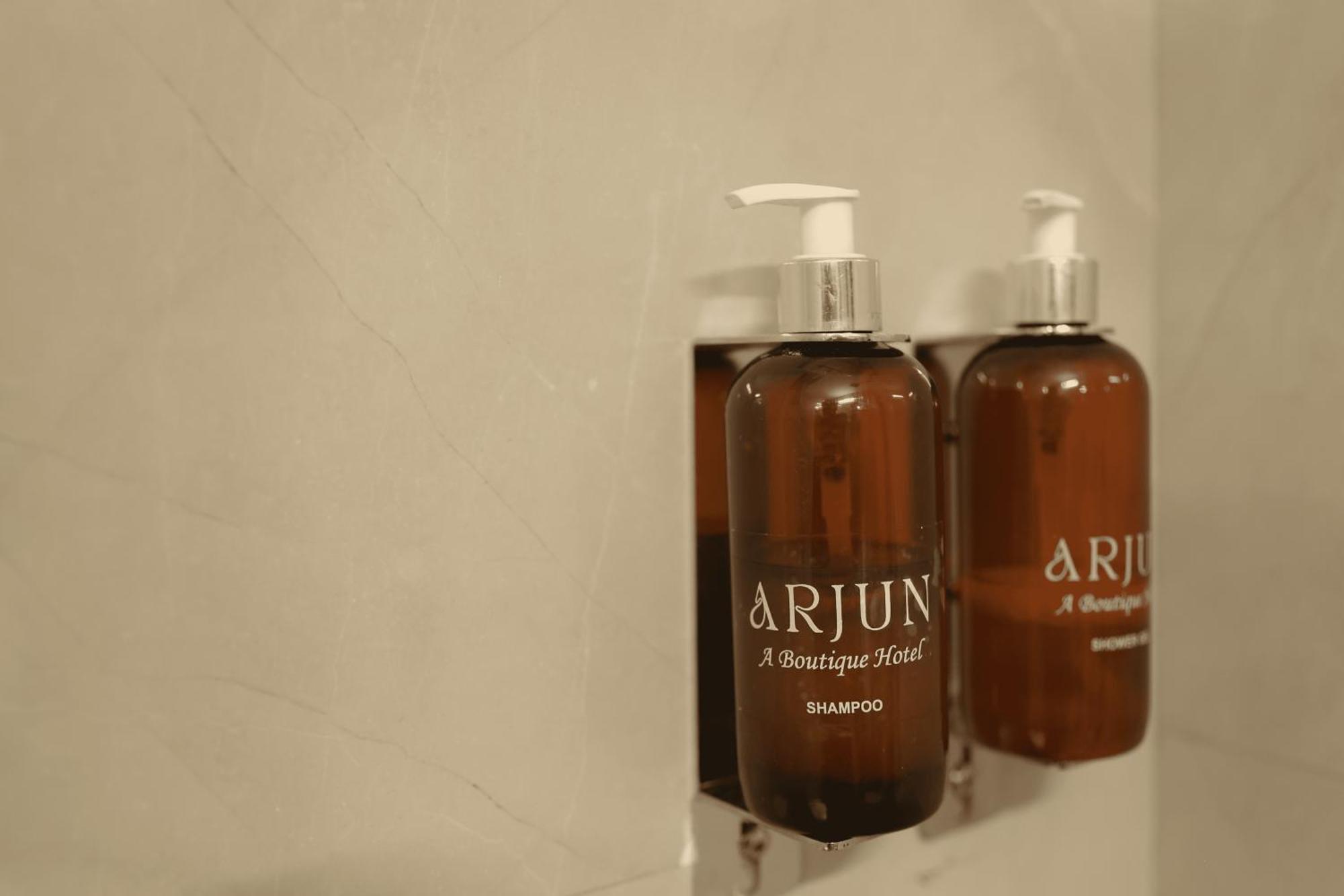 Arjun - A Boutique Hotel ハリドワール エクステリア 写真